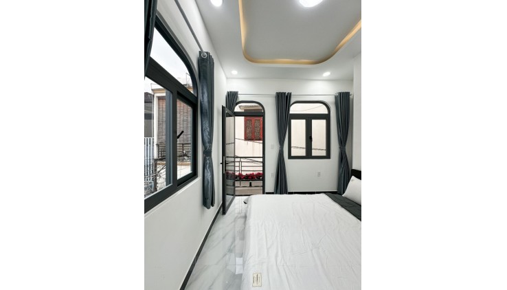 Bán Nhà Nguyễn Thái Sơn 30m2, 2 Tầng, 2PN, Nhà Mới Ở Ngay Hơn 3 Tỉ